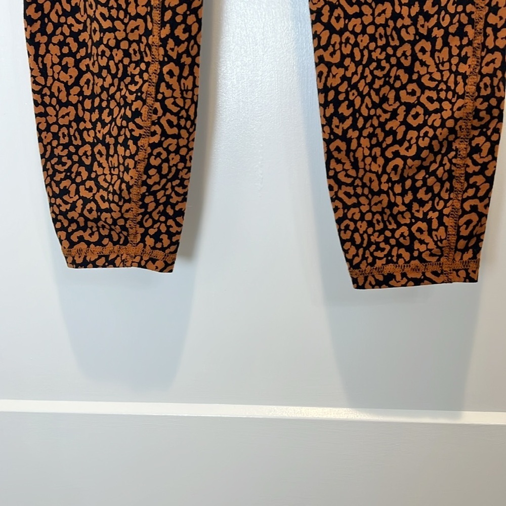 J. Crew Weekend brown and Black Animal Print Leggings size medium. - Picture 3 of 8